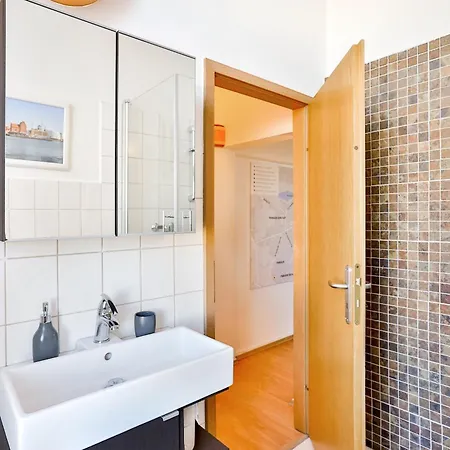 Apartment Tribseer Damm 6